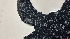 Chic Black Floral Maxi Dress