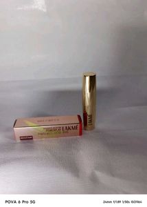 Lakme Powerplay Priming Matte Lipstick