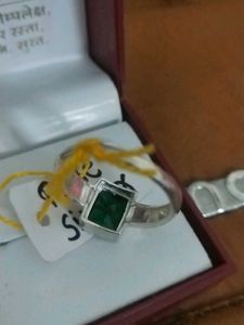 🆕Men's Ring real Silver with green stone