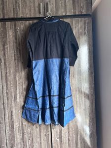Chic Blue Denim &amp; Black Shirt Dress