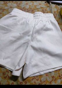 Comfortable White Sweat Shorts