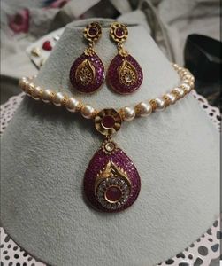 Elegant Pearl and Ruby Necklace Set