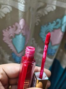 Milani Amore Matte Lip Creme