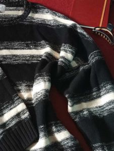 Vintage Striped Knit Sweater📔
