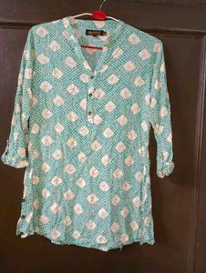 Mint Green Patterned Tunic Top☘️