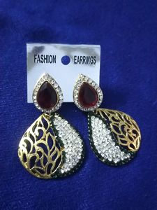 fashion earrings