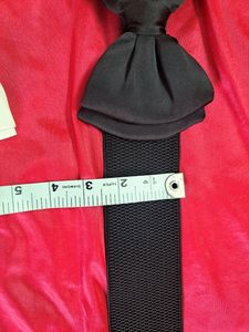 Set Of Two Bow Style Belts. Black And Whit