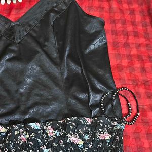 Chic Black Floral Self Print Cami top