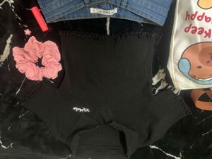 Cute Black Ribbed Collared Top