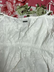 Chic White Embroidered Camisole Top