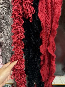 Chic Textured Scarves for Any Occasion