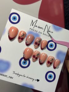Maison Nav Press On Nails