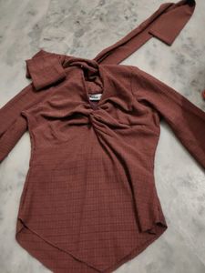 Stylish Ruched Front Top