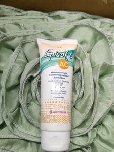 Episoft AC Moisturiser Sunscreen SPF 30