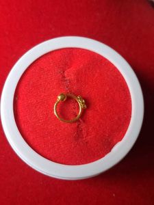 Sparkling Gold Nose Pin with Stones