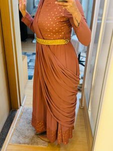 Elegant Ethnic Kurta Set with Dupatta