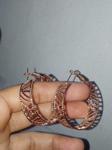 ring shape golden earrings