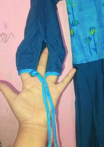 Allowing Kurti