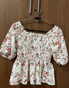 Floral Peplum Top>>>> SALE 🌸