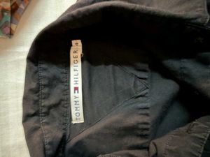 Tommy Hilfiger- original Black Button-Up Shirt