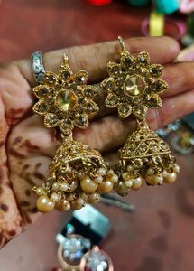 Assorted Women's Jewelry Collection