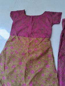 Elegant Kurta Set with Pants