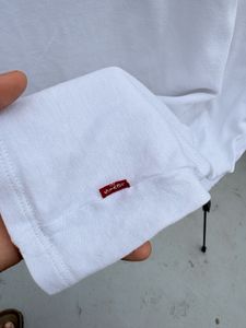 Levi's White T-Shirt