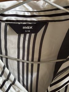 Chic Black &amp; White Geometric Print Dress