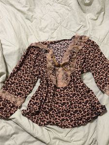 animal print top