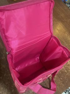 Cute Pink &amp; Camo tiffin Bags