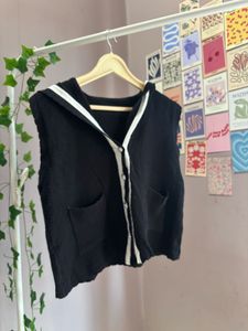 Sale 😍Korean Waistcoat Black 🎄