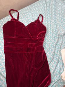 Elegant Velvet Dress with High Slit
