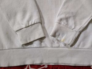 GUESS Logo Hoodie – Off White