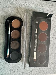 Lightly Used Eyebrow Definer Palette