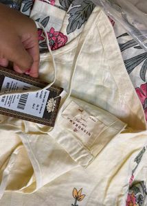 Nishorama Zaya Halterneck Kurti Pant Set