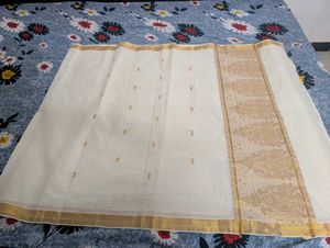 Elegant White &amp; Gold Saree
