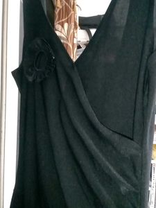 Elegant Black Sleeveless Dress