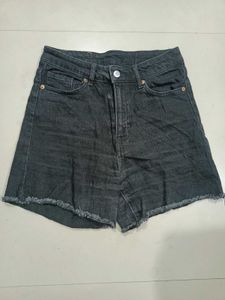 Black Denim Short New Condition Waist Size 28