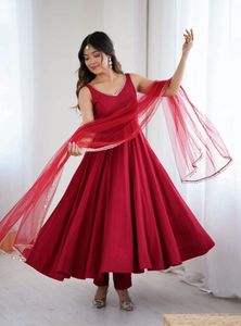 Elegant Red Kurta Set with Dupatta