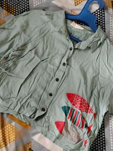 Cute Fish Print Cropped Shirt