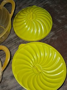 Vintage Tupperware Servalier Bowls
