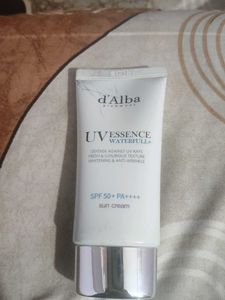 d'Alba UV Essence Waterfull Sun Cream