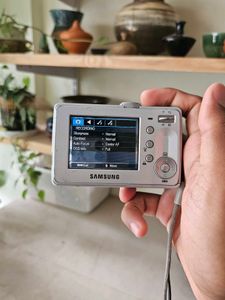 Samsung S73 Digital Camera