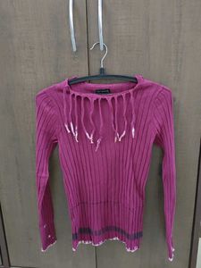 Ribbed Knit Top with Fringes