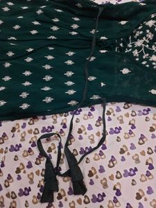 Elegant Green Embroidered Ethnic Gown with free de