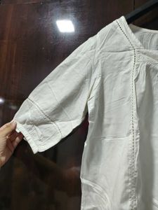 Chic White Cotton kurti Top