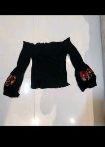Forever 21 Off Shoulders Black Top