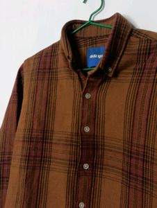 Men's Plaid Button-Down Shirt