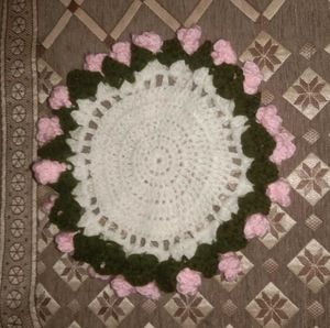 Crochet pink rose coaster/bouquet