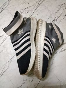 Striped Black/White Knit Sneakers